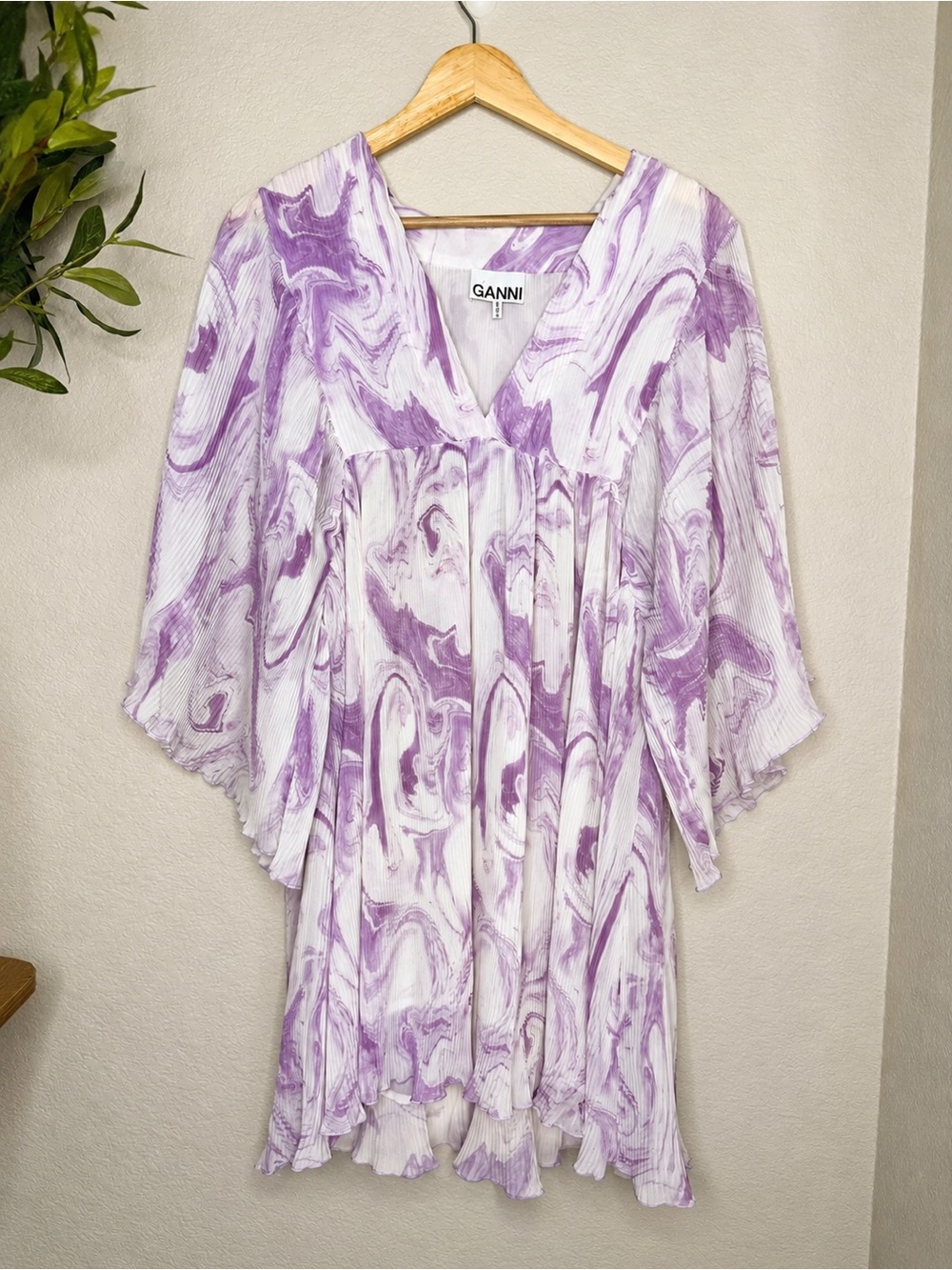 GANNI Pleated Georgette Mini Dress S/M Lilac Purple Daisy Spray Flounce Sleeve